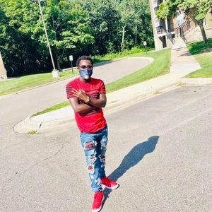 Meet your Posher, Amin